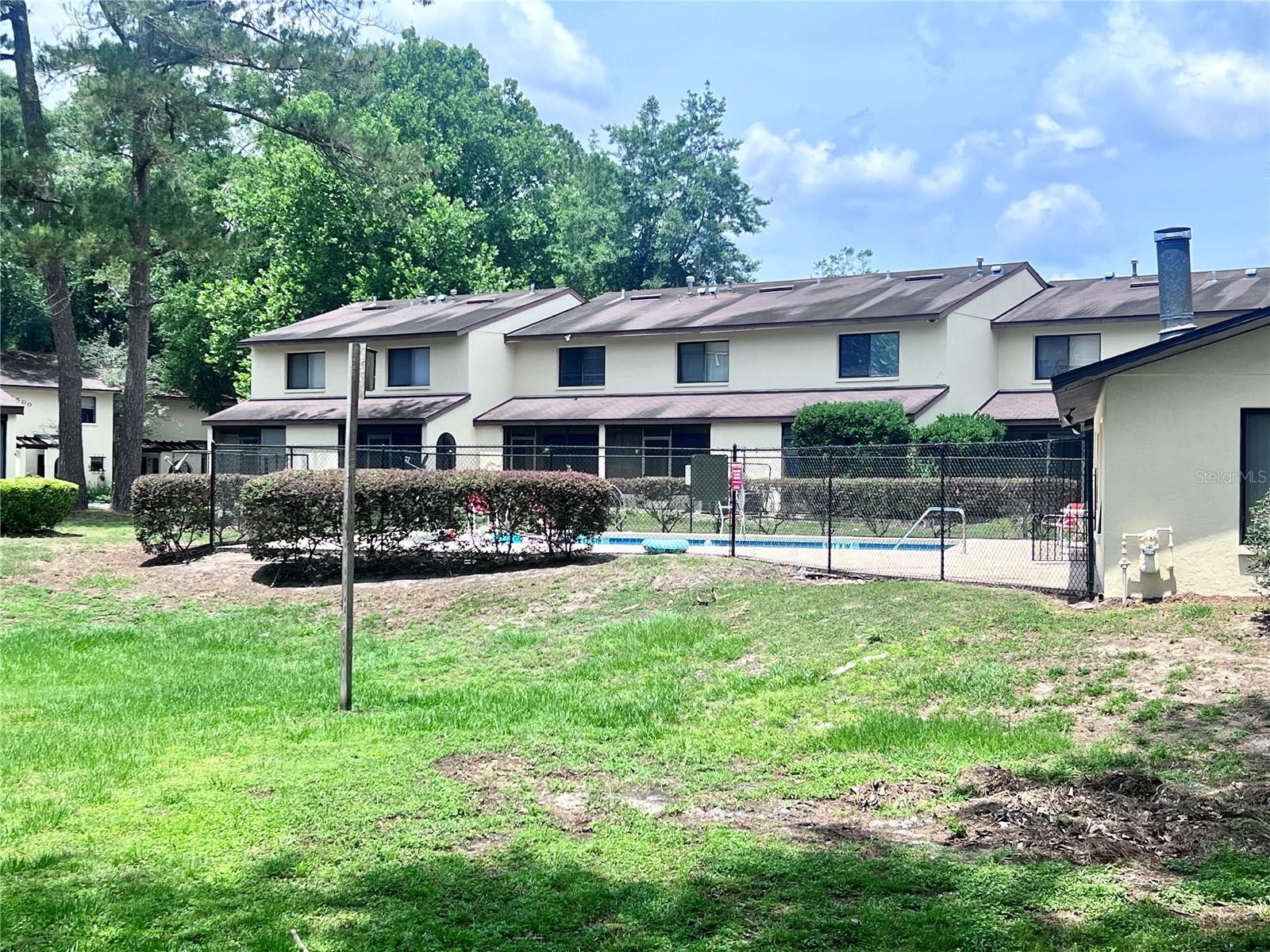 2735 35th Place, FL