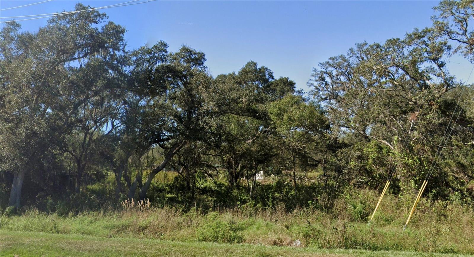 125 Oak Lane, FL
