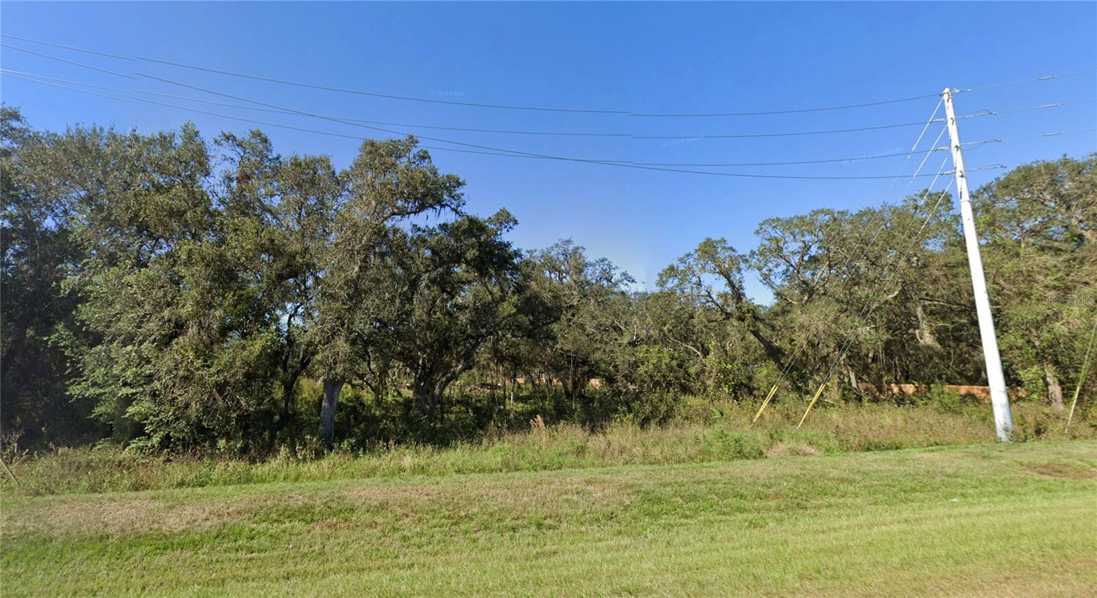 125 Oak Lane, FL