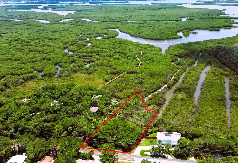 4168 Saxon Drive, FL