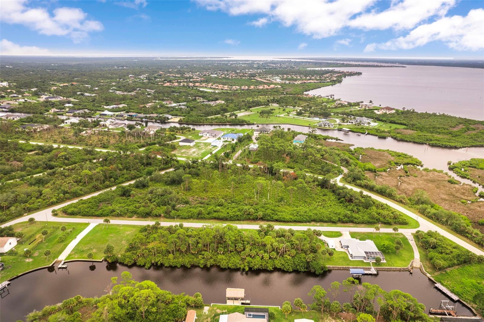 12518 Eisenhower Drive, FL