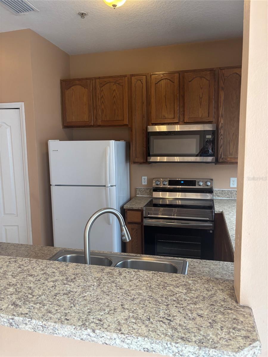 7415 Lago De Oro, FL