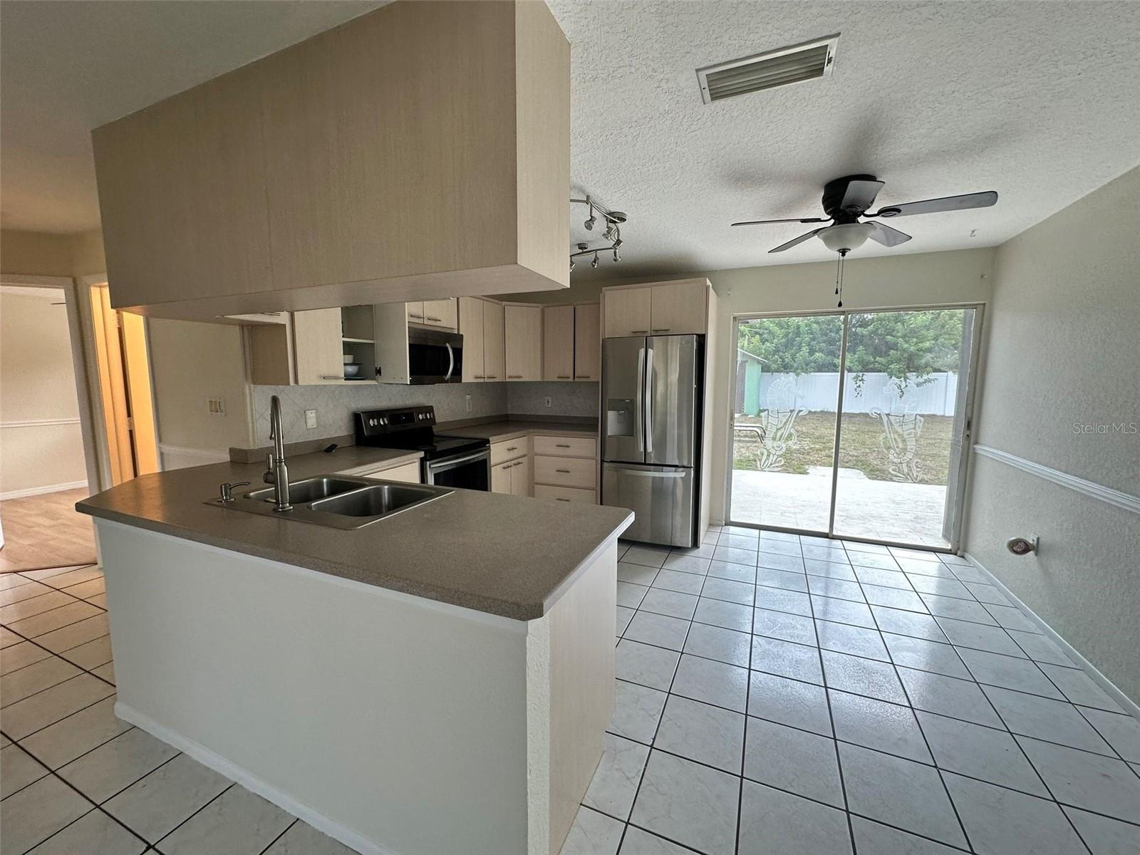 390 Kenova Street, FL