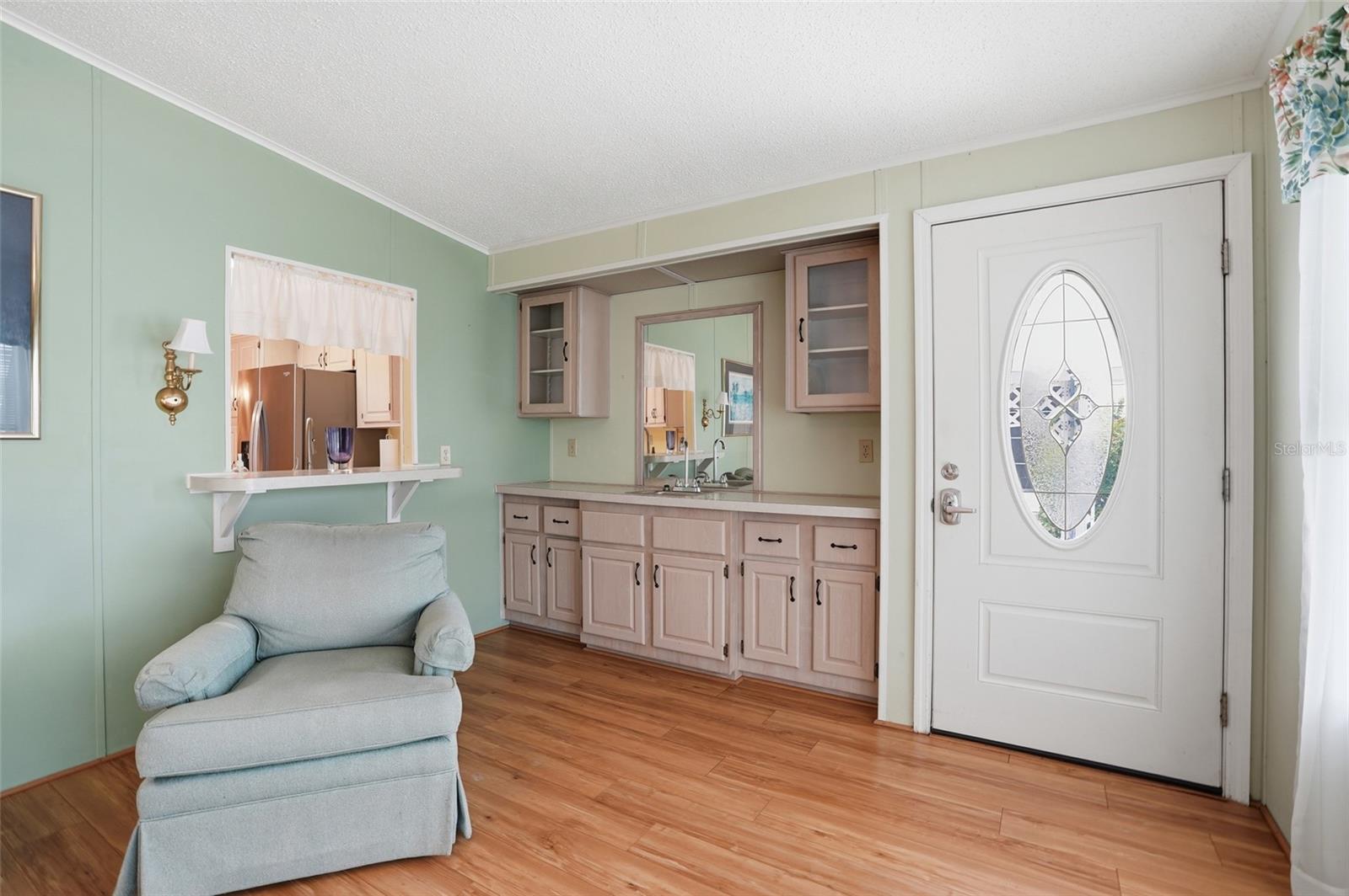 452 Sharks Point, FL