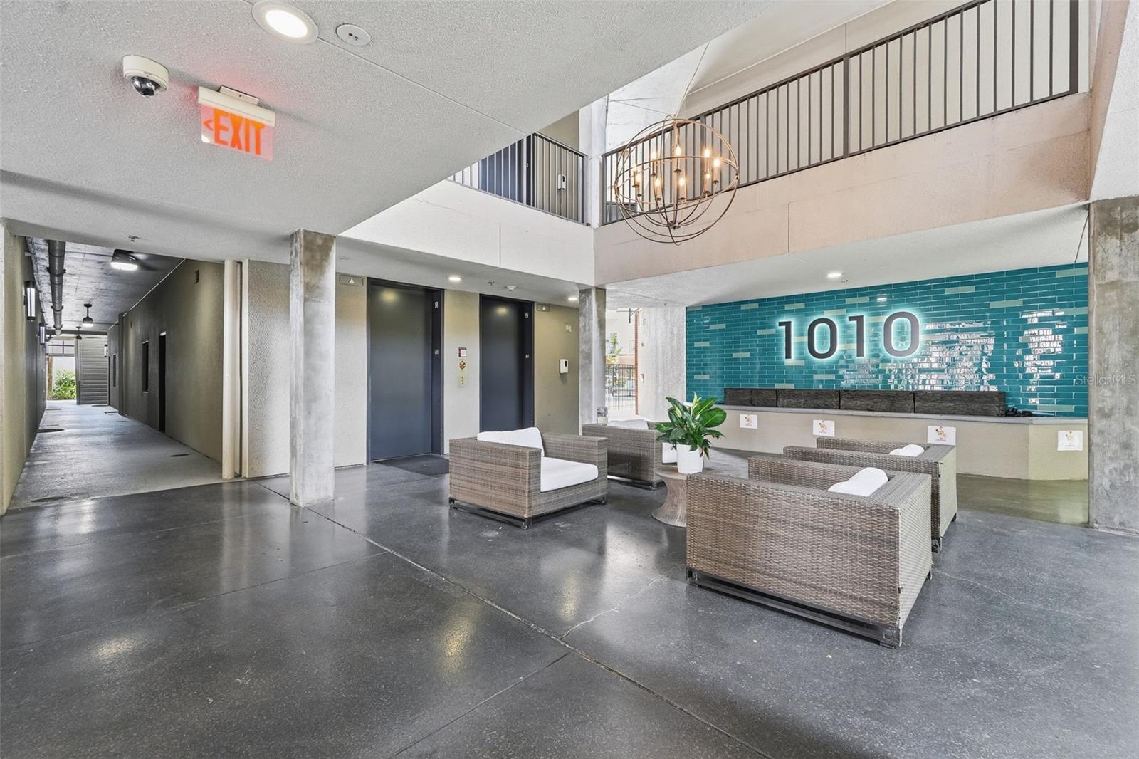 1010 Central Avenue, FL