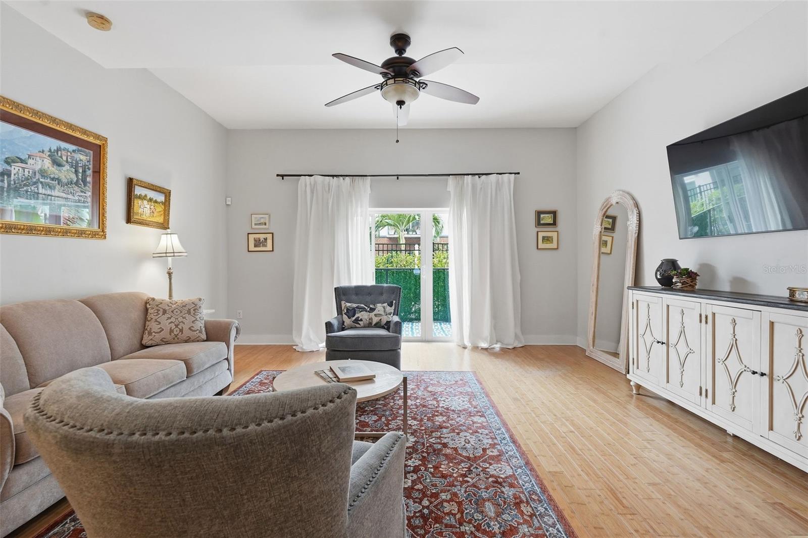 1010 Central Avenue, FL