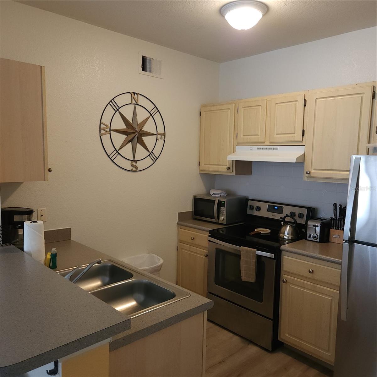 8822 Dunes Court, FL
