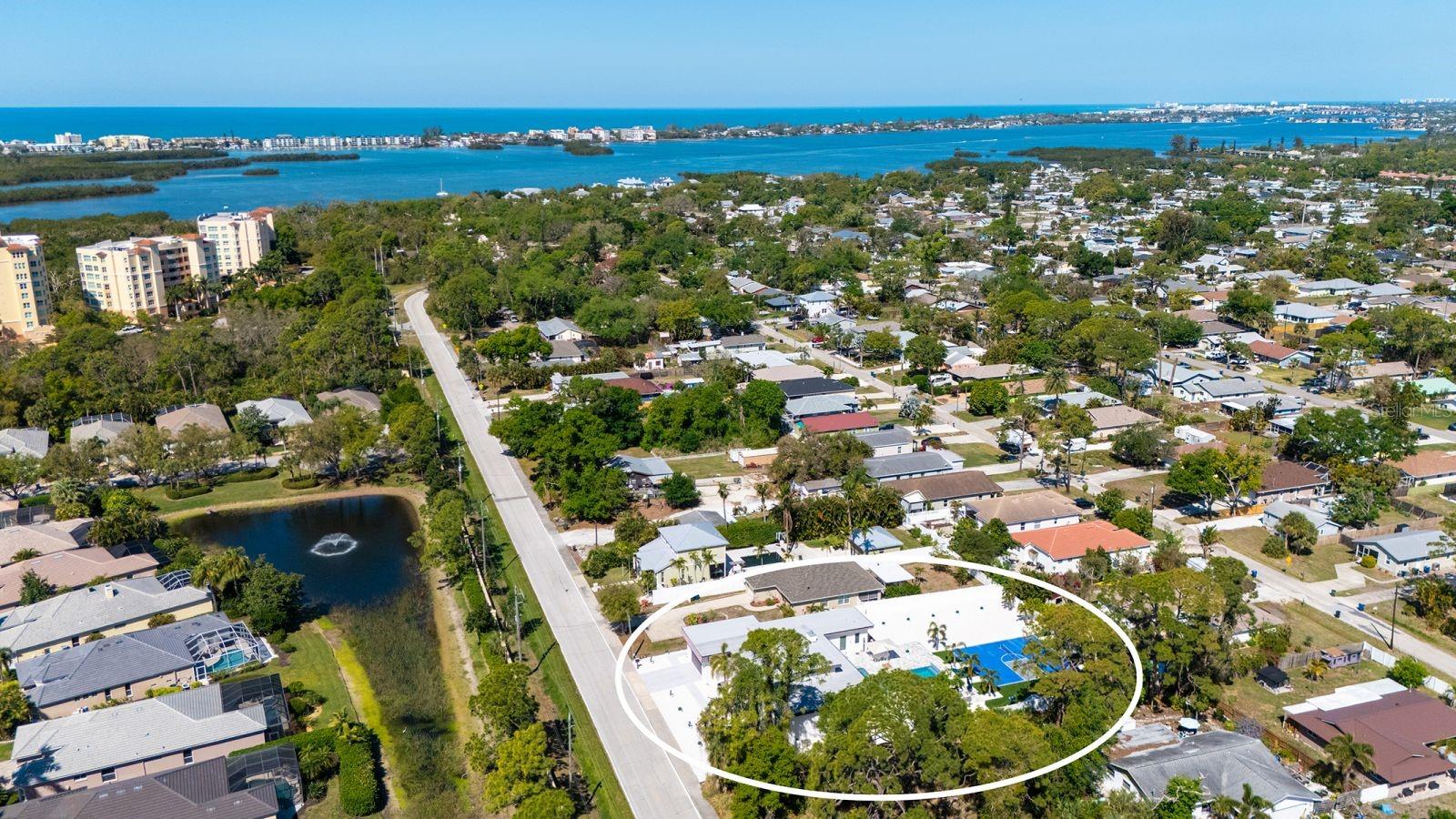1899 Vamo Way, FL