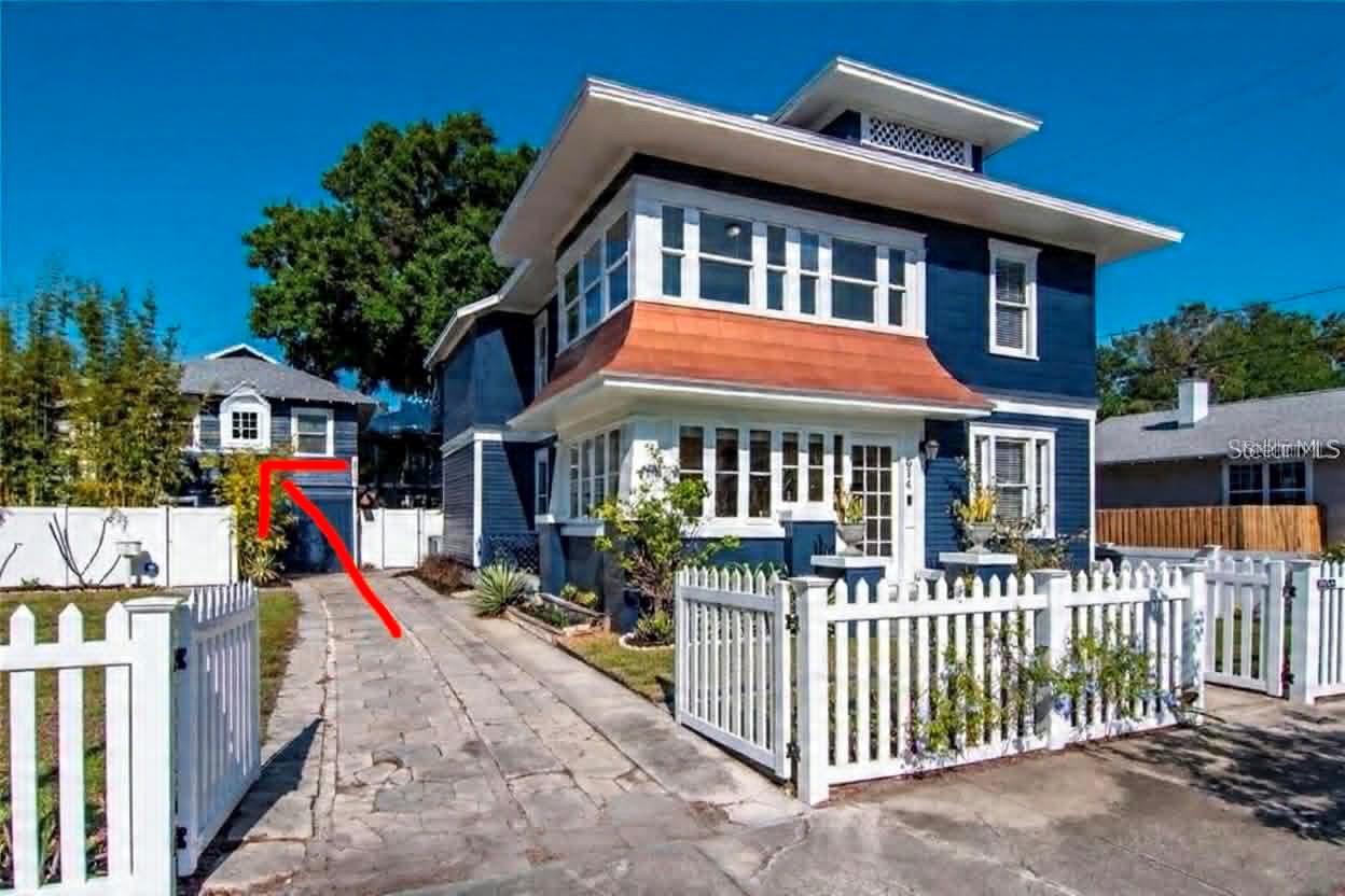610 8th Street, FL