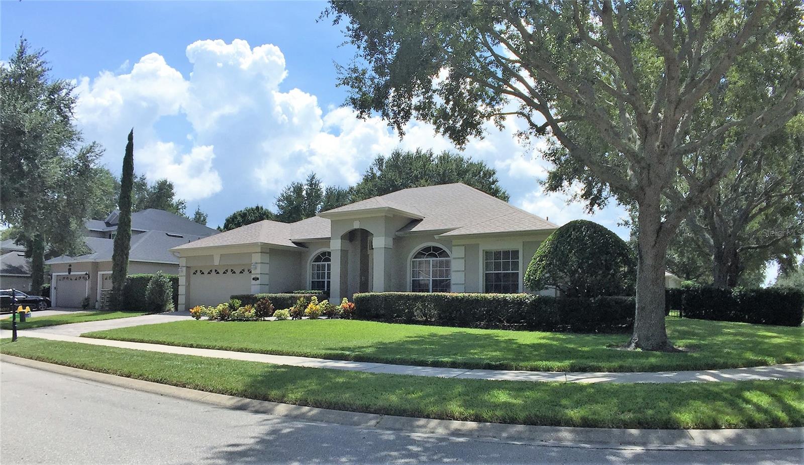 909 Arbormoor Place, FL