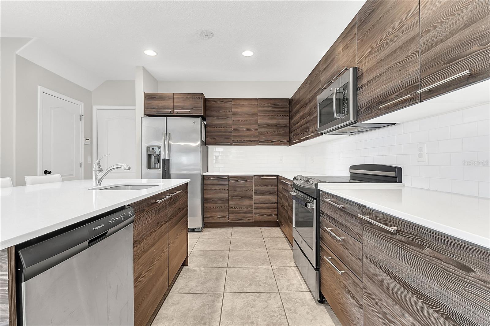 105 Kenny Boulevard, FL
