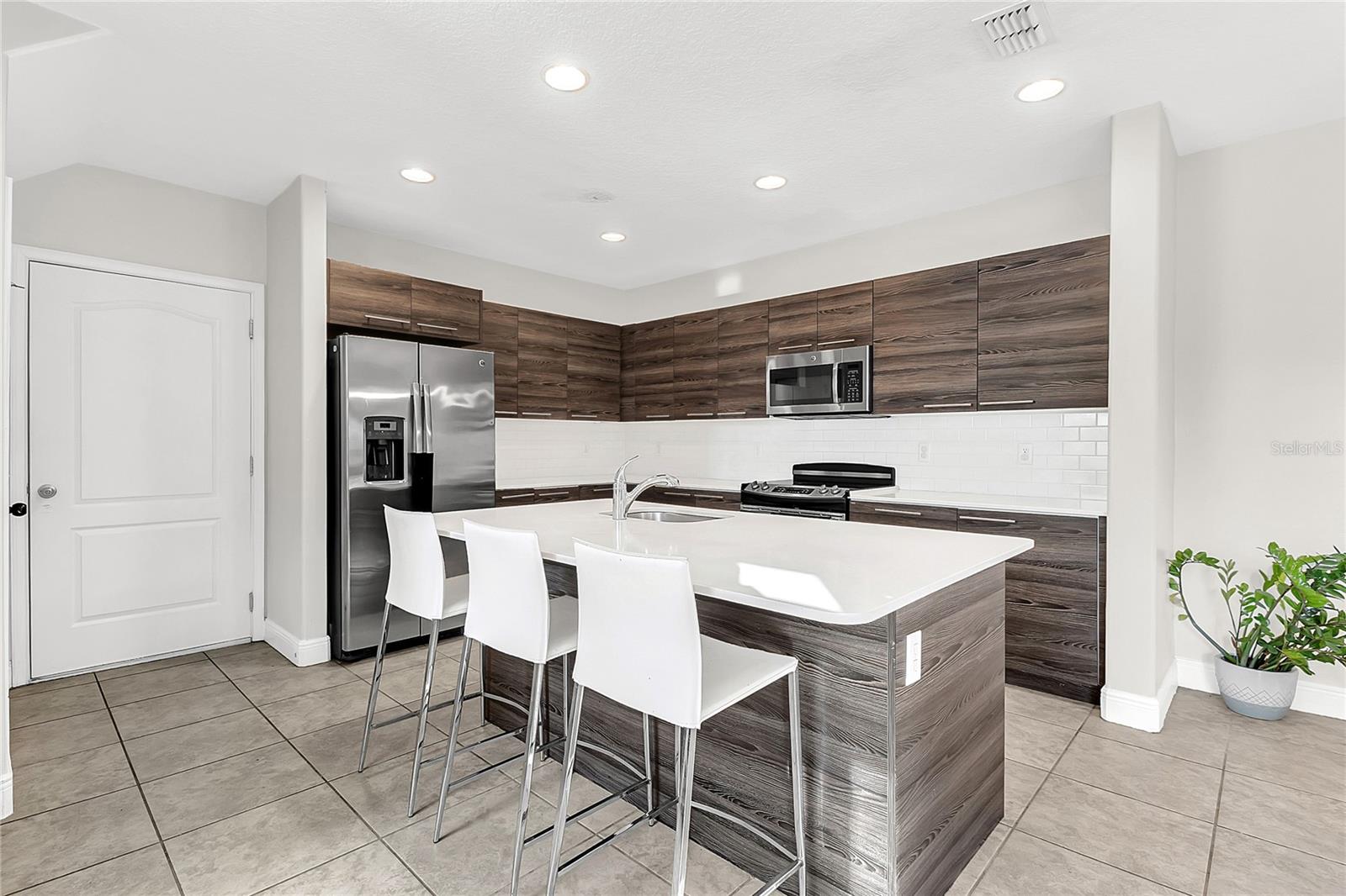 105 Kenny Boulevard, FL