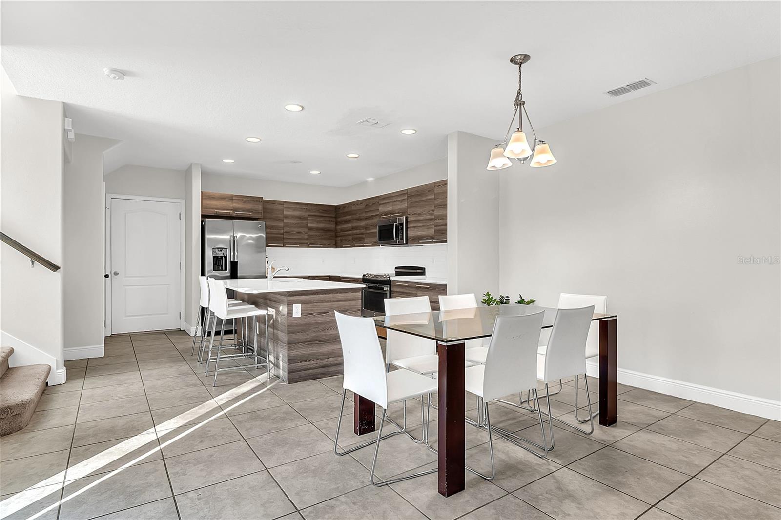105 Kenny Boulevard, FL