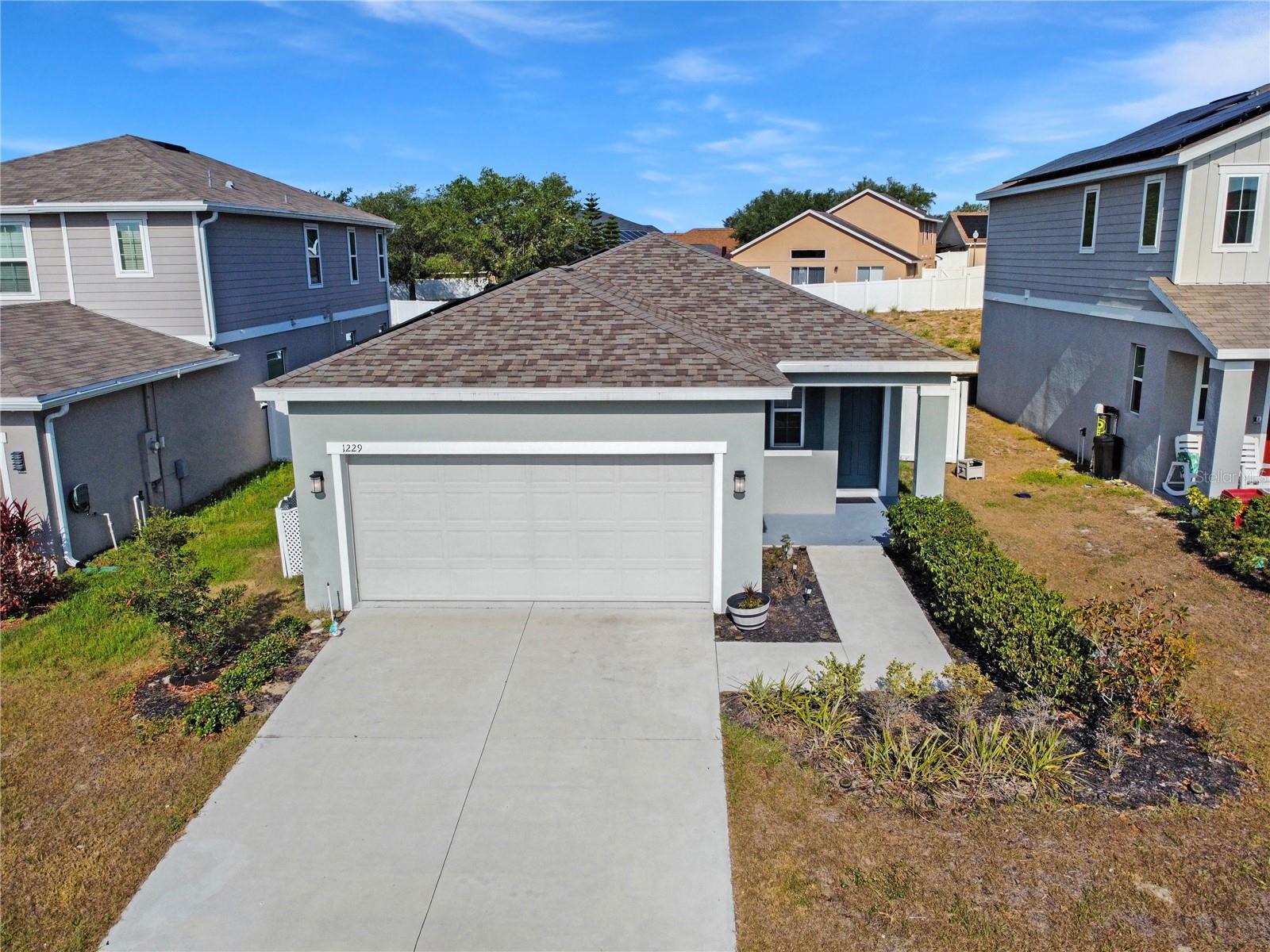 1229 Forest Gate Circle, FL