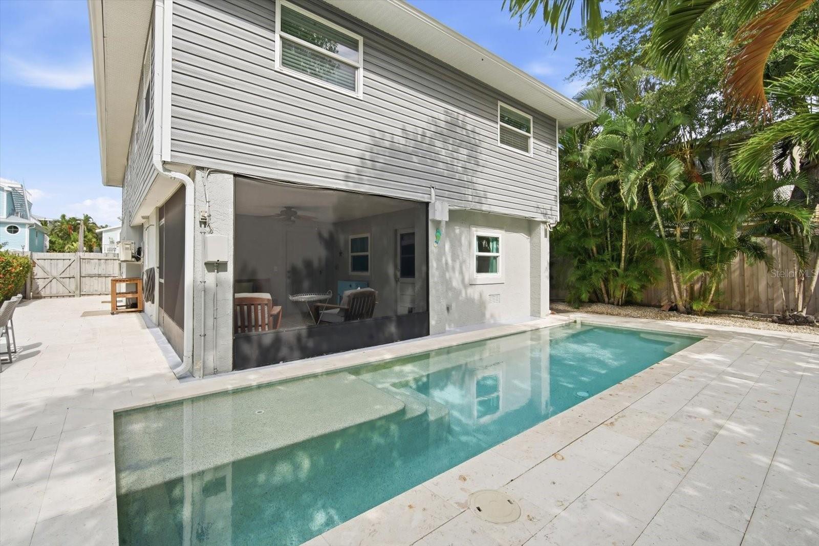 2811 Avenue C, FL
