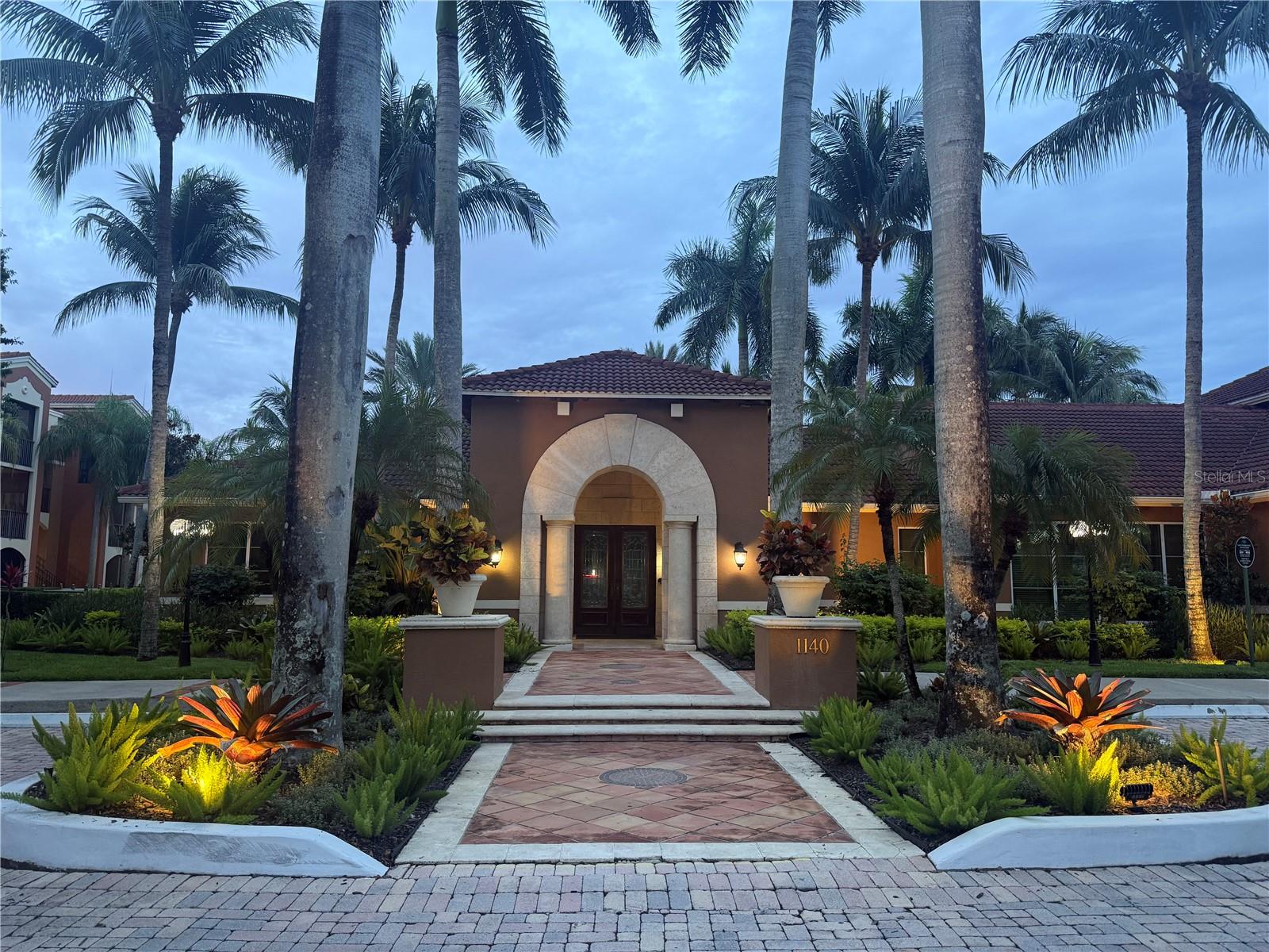1180 Reserve Way, FL