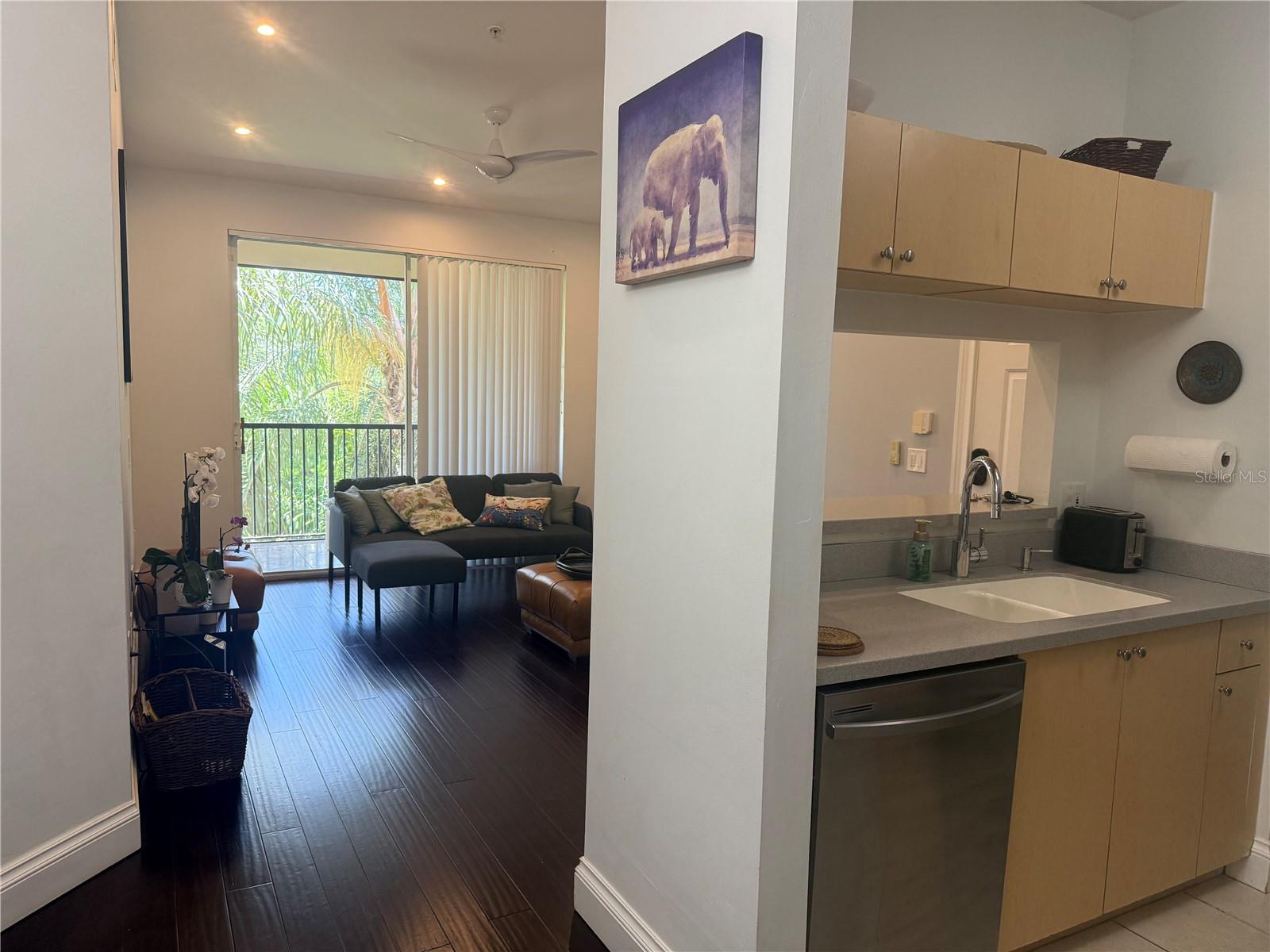 1180 Reserve Way, FL