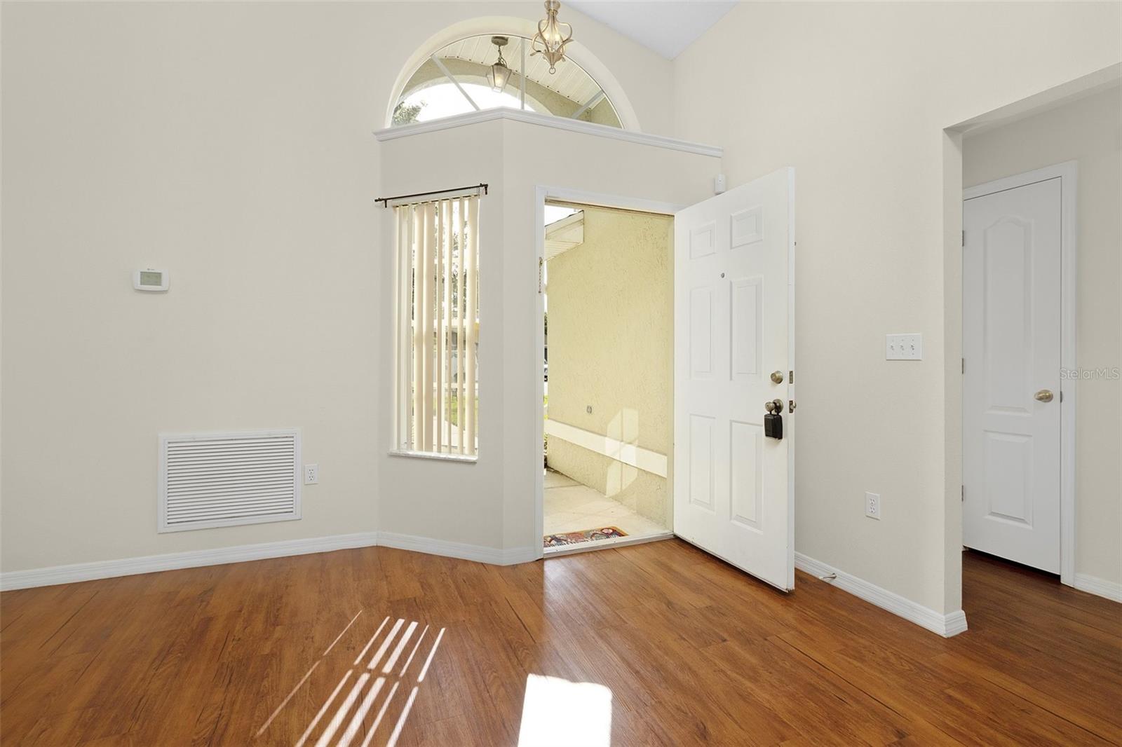 2936 Twin Oaks Drive, FL