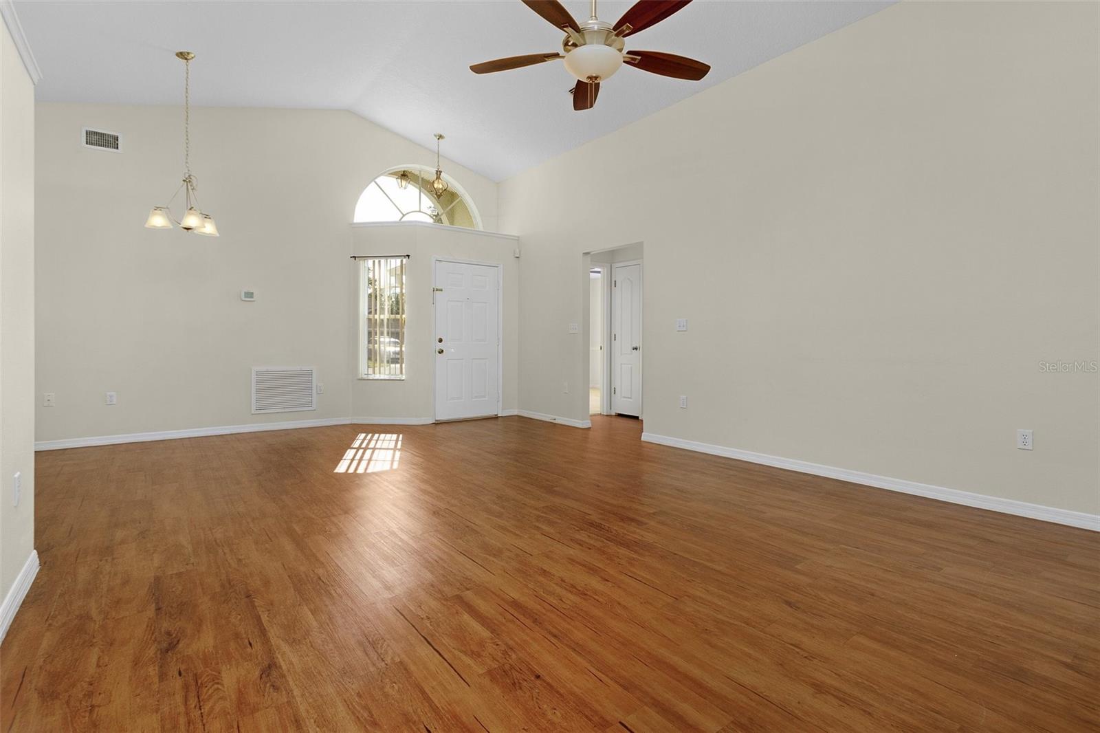 2936 Twin Oaks Drive, FL