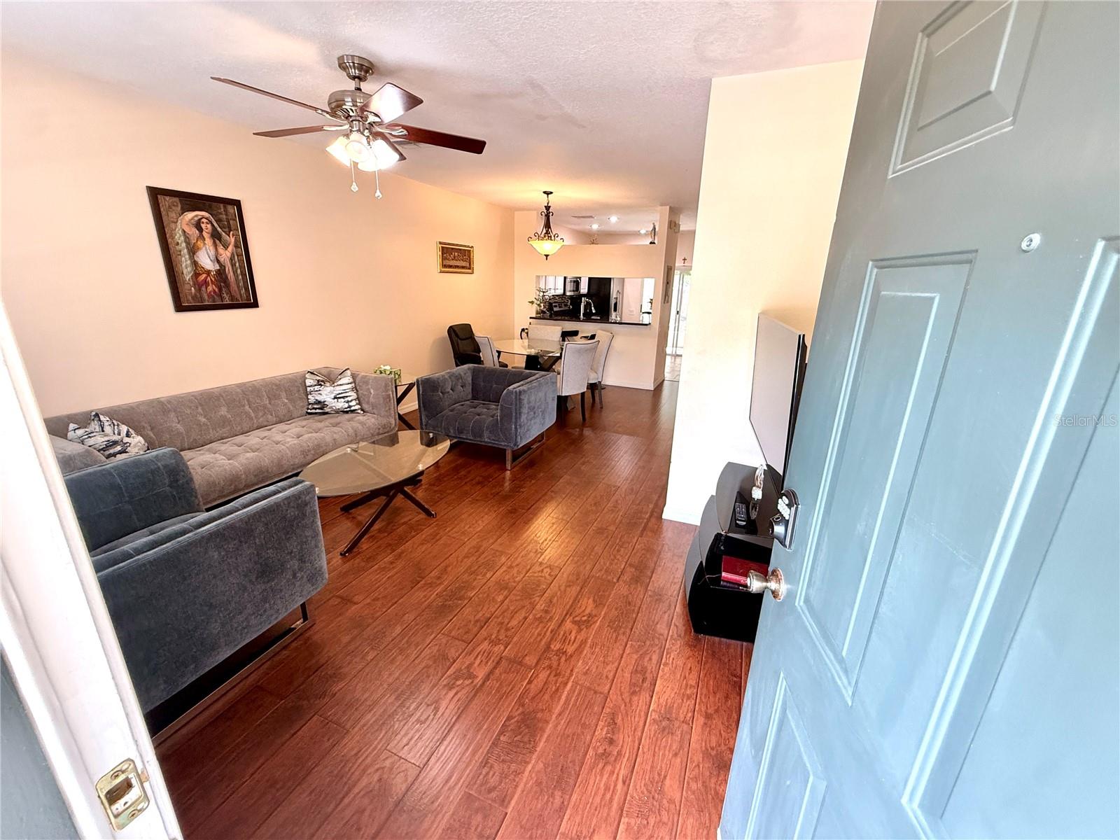 1120 Kennewick Ct, FL