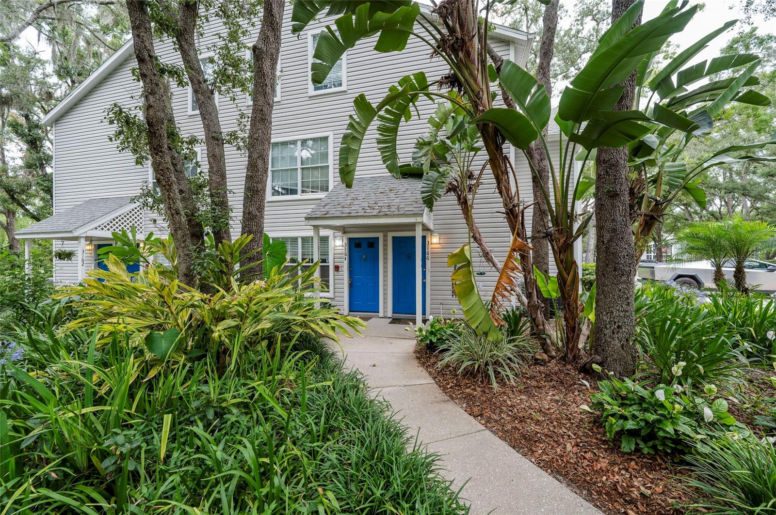 3164 Valley Oaks Drive, FL