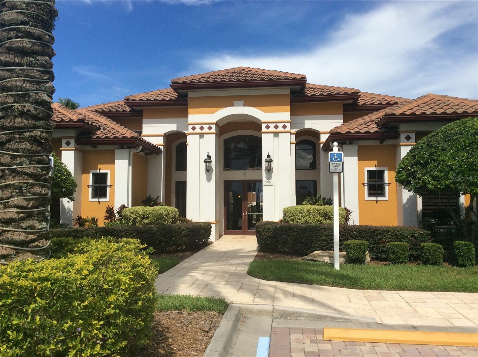 8341 38th Street Cir E, FL