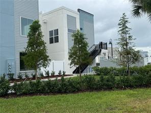 798 Tetbury Loop, FL