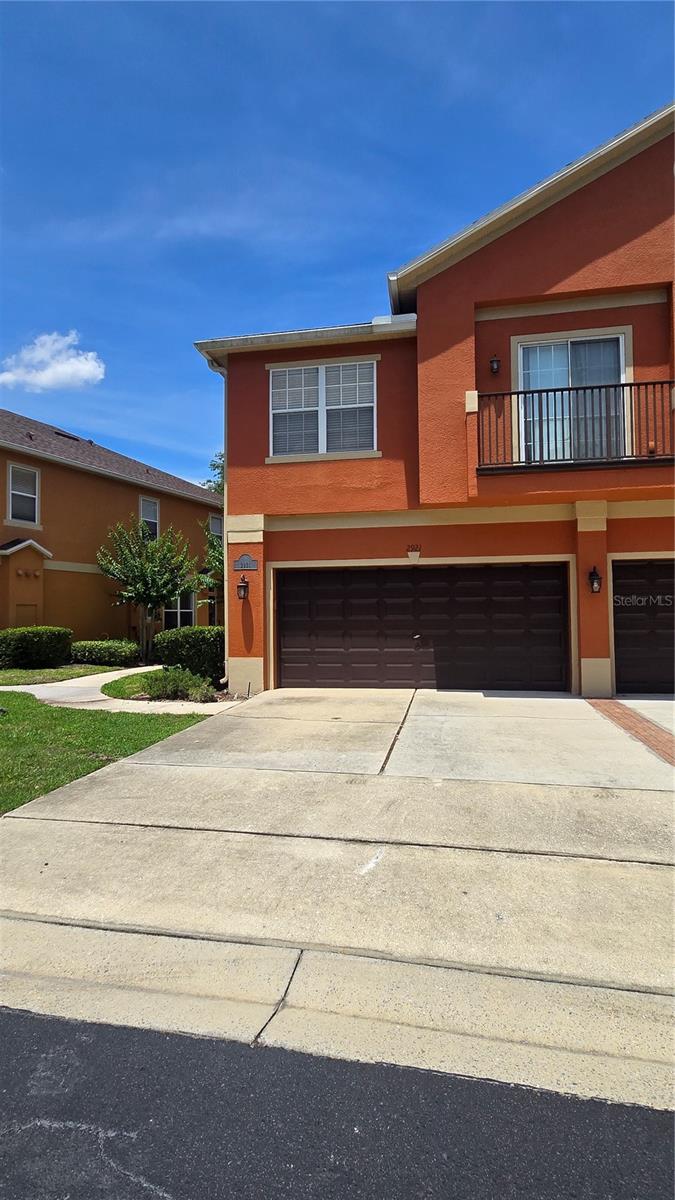 2921 Pine Oak Trail, FL