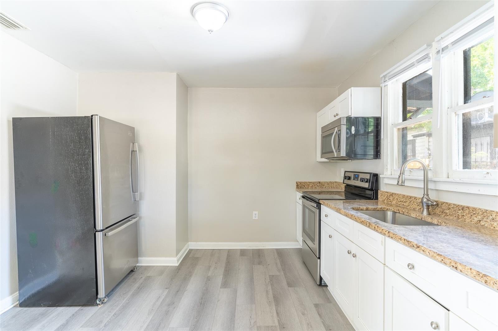 106 Avenue D, FL