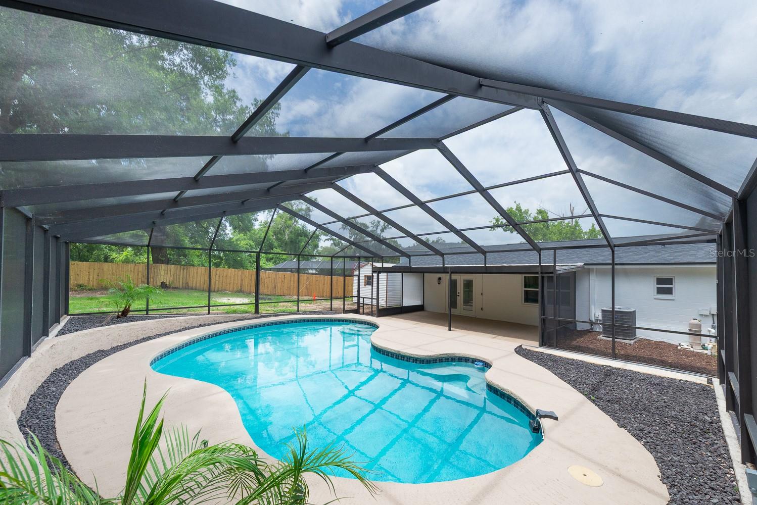 501 Hillpine Way, FL