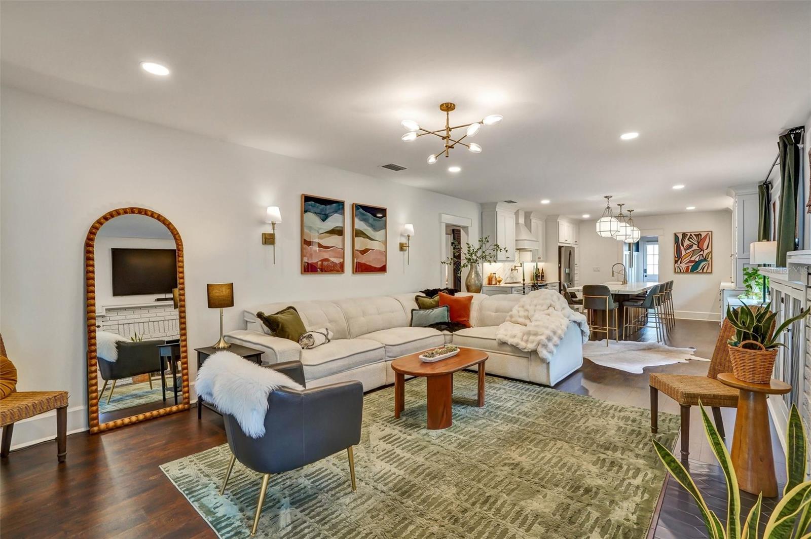 2955 4th Avenue, FL