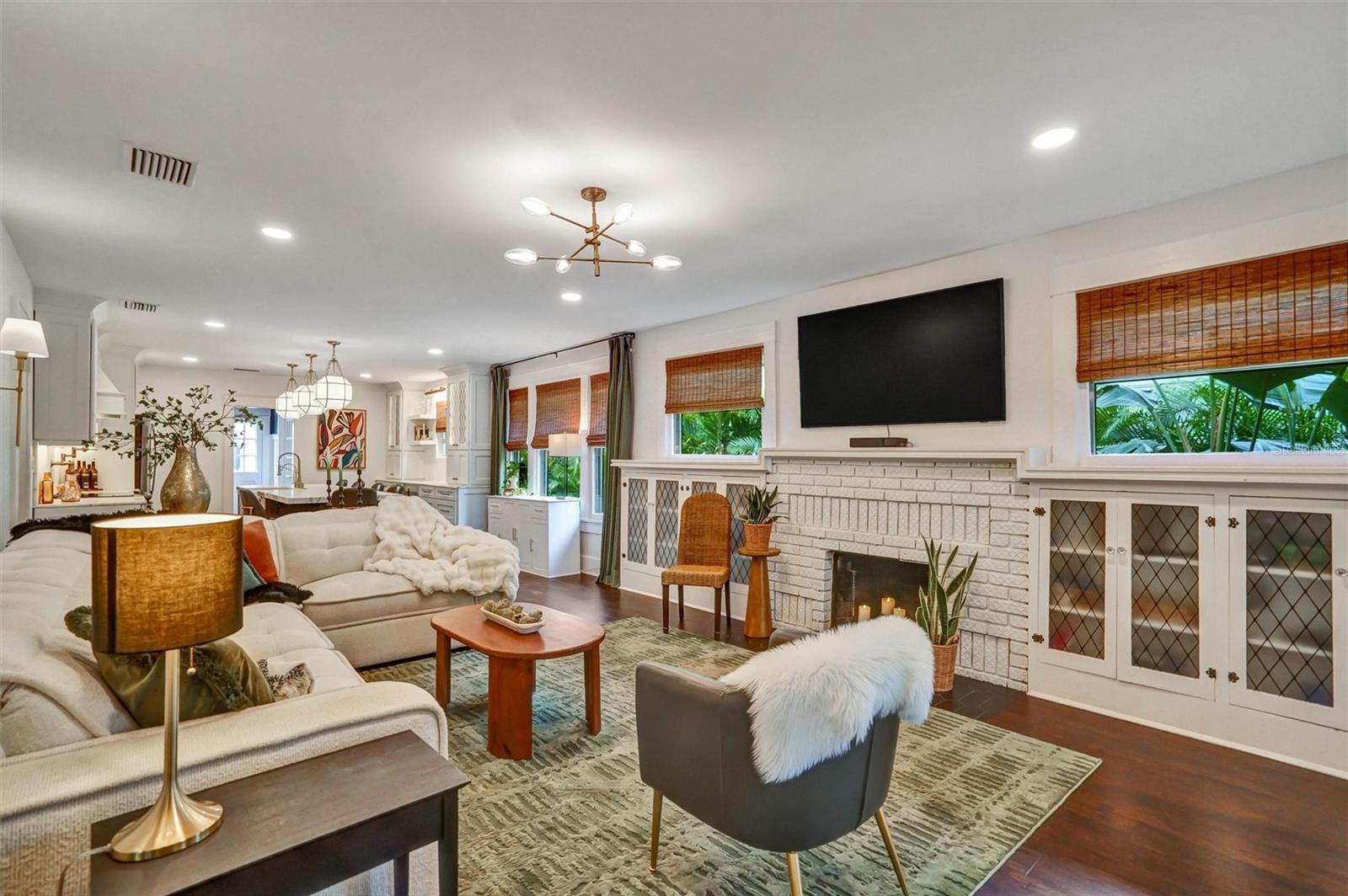 2955 4th Avenue, FL