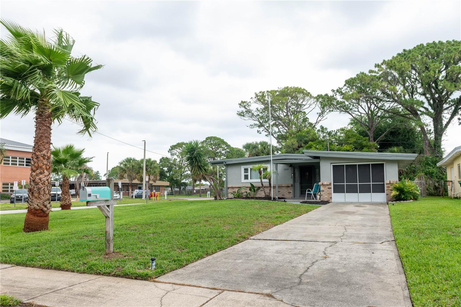 2215 Garfield Drive, FL