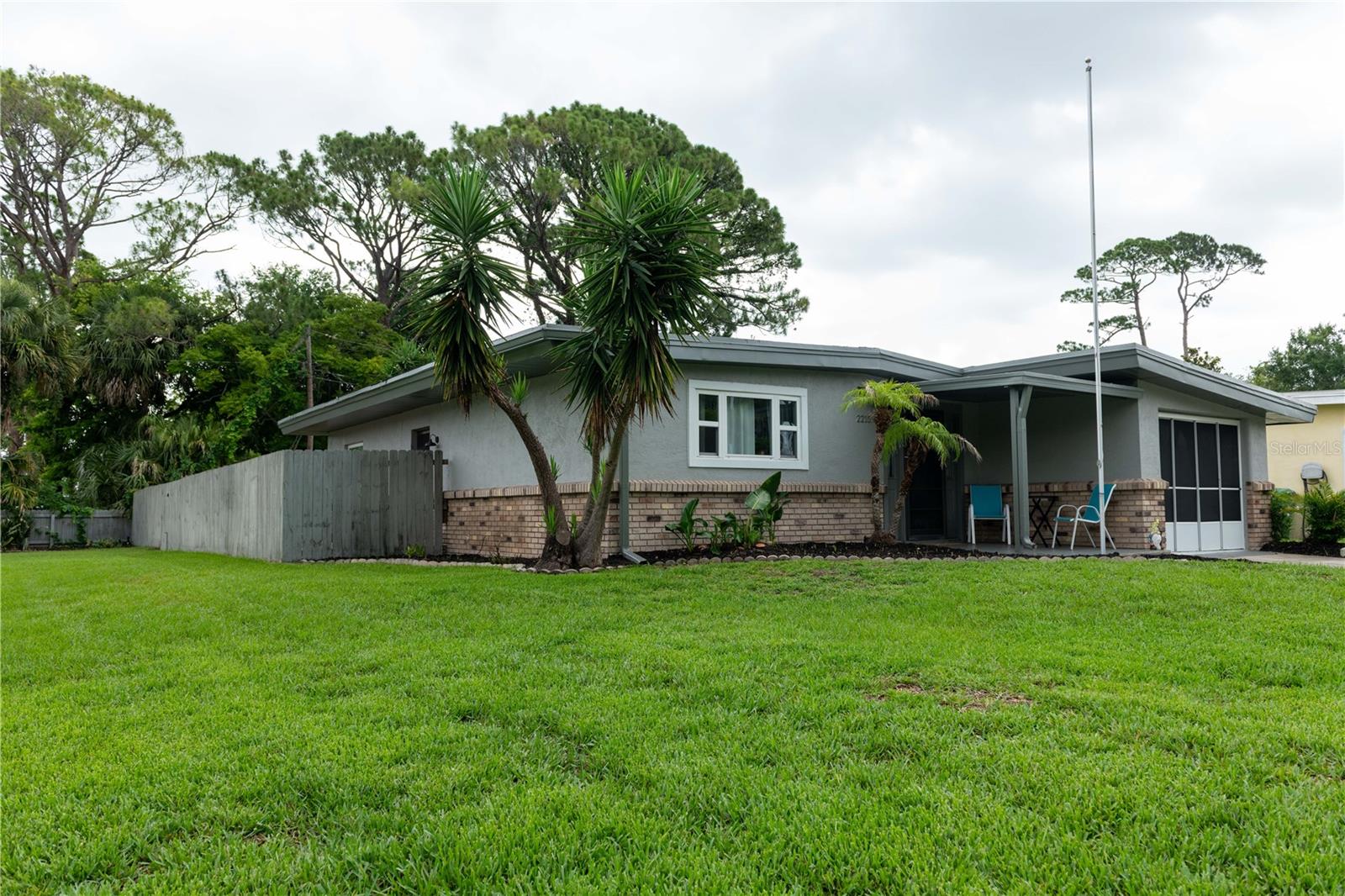 2215 Garfield Drive, FL