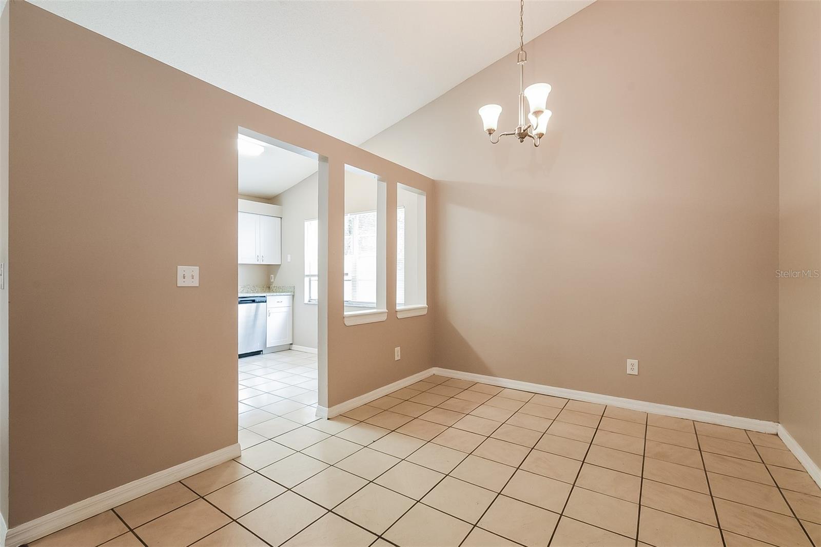 337 Mantis Loop, FL