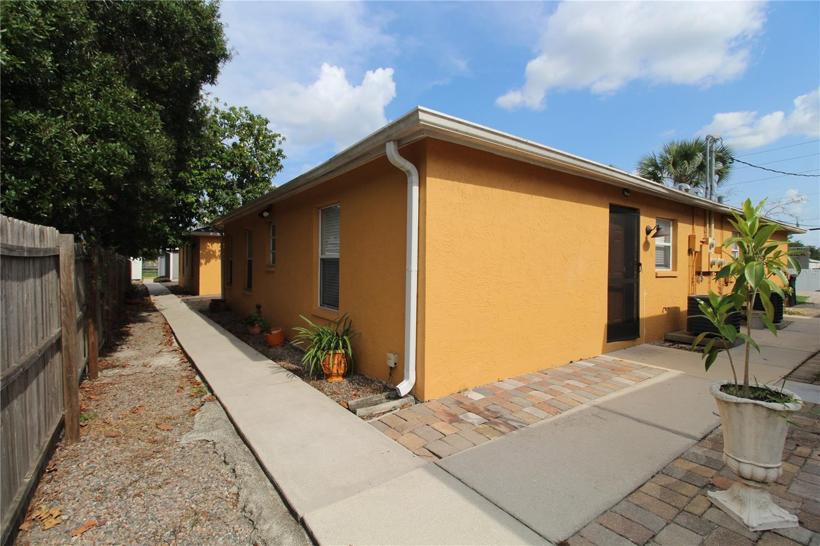 5445 Altoona Street, FL
