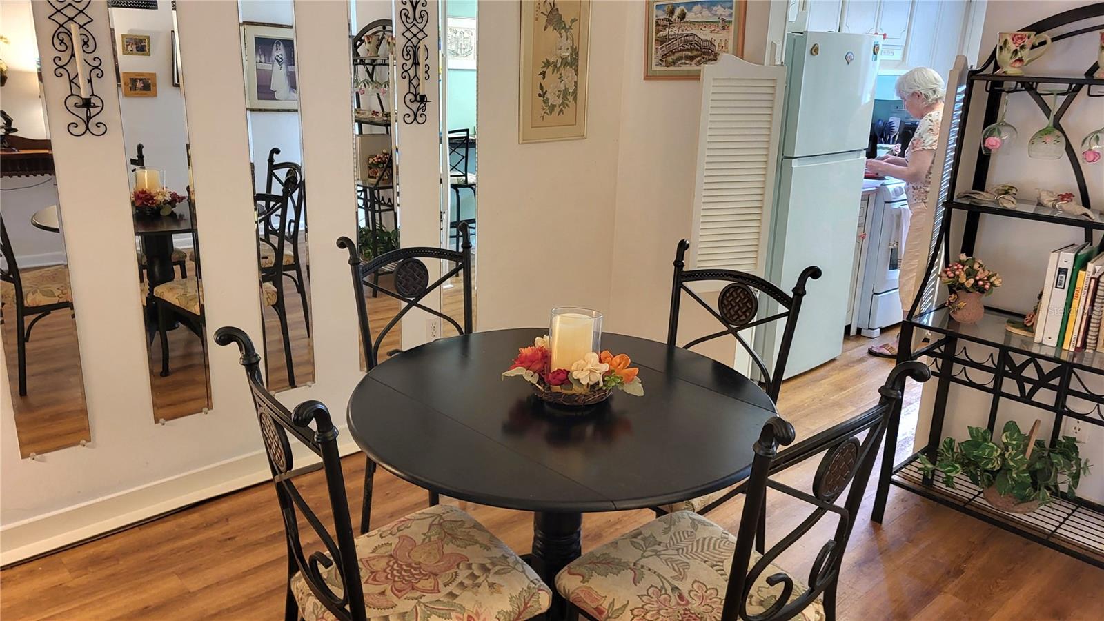 1421 Normandy Park Drive, FL