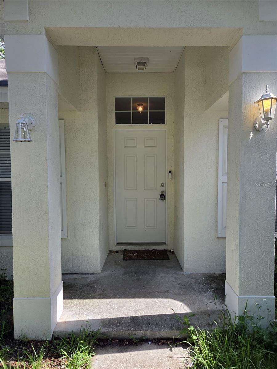 407 Arkansas Court, FL