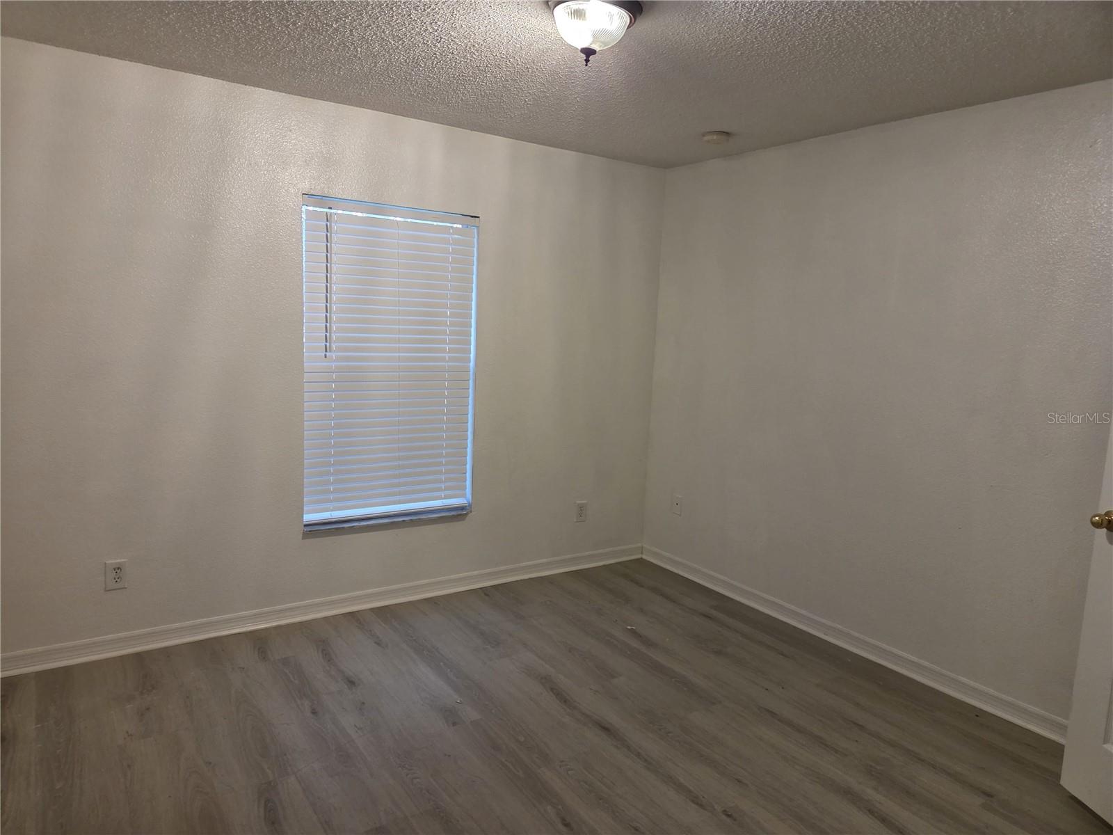 407 Arkansas Court, FL