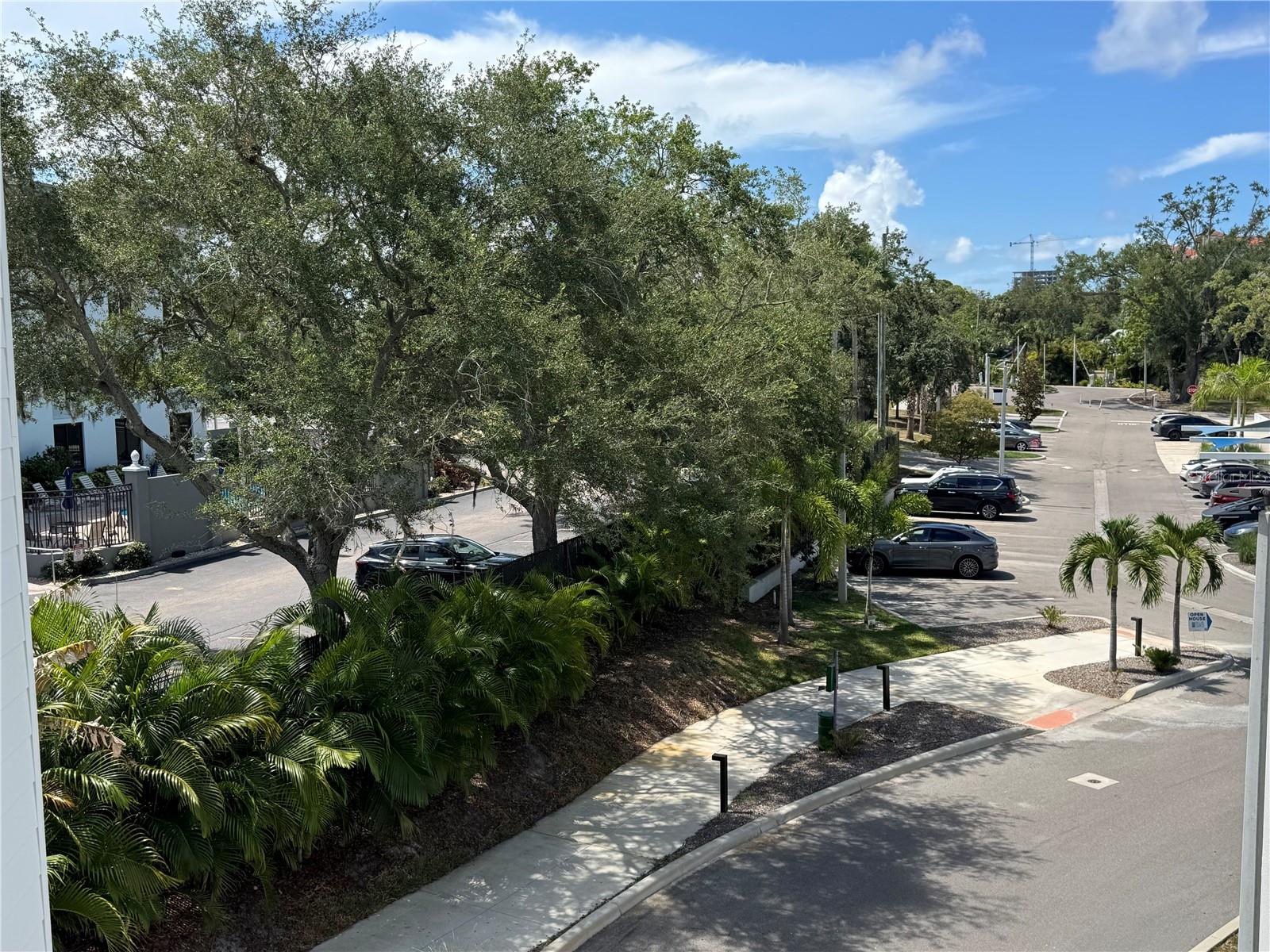 1709 Tamiami Trail, FL