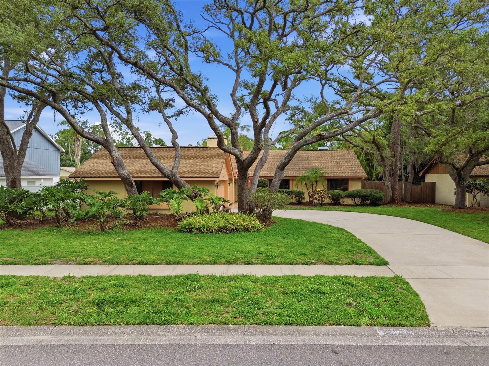 12008 Nicklaus Circle, FL