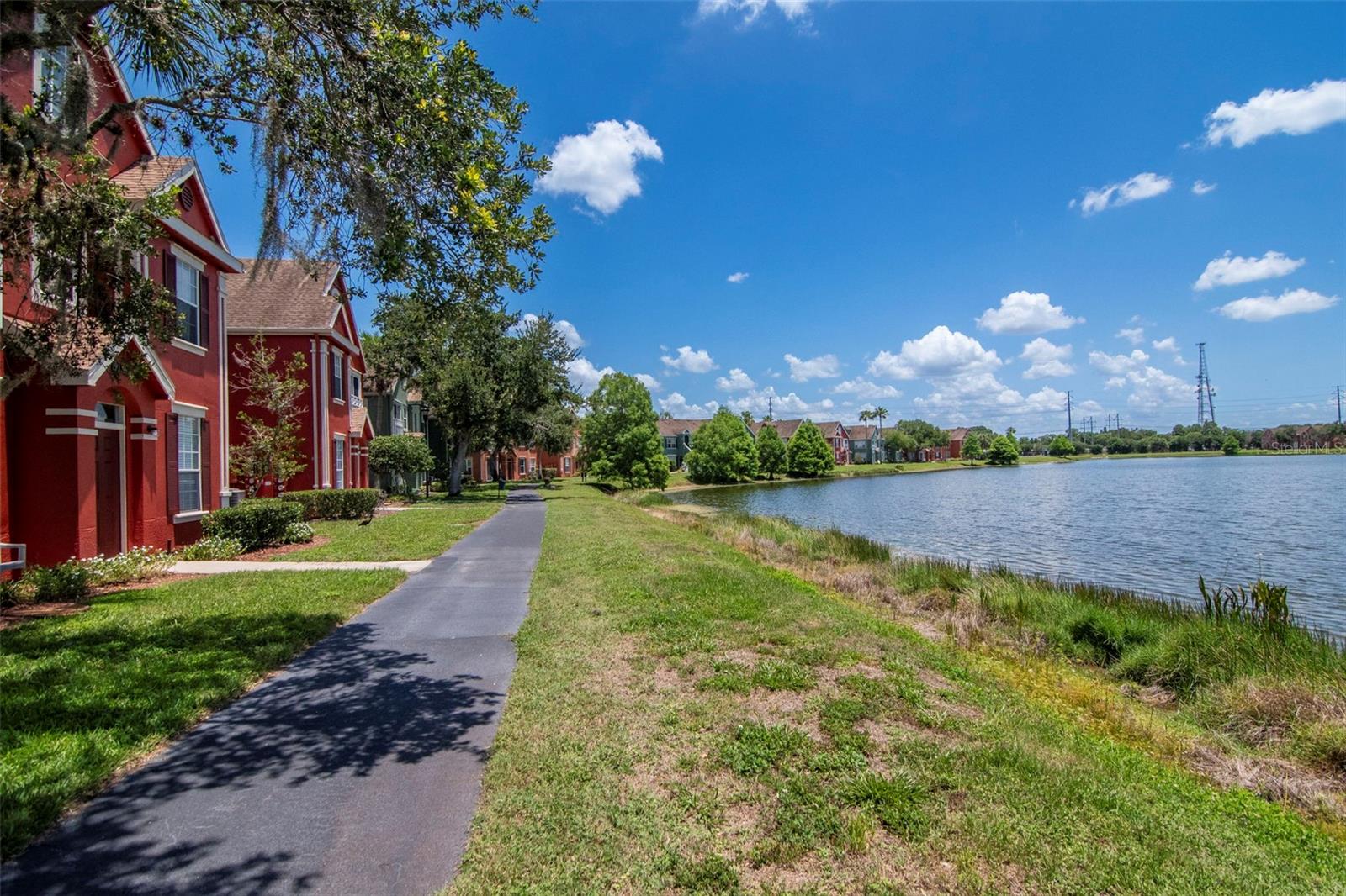 9130 Lake Chase Island Way, FL