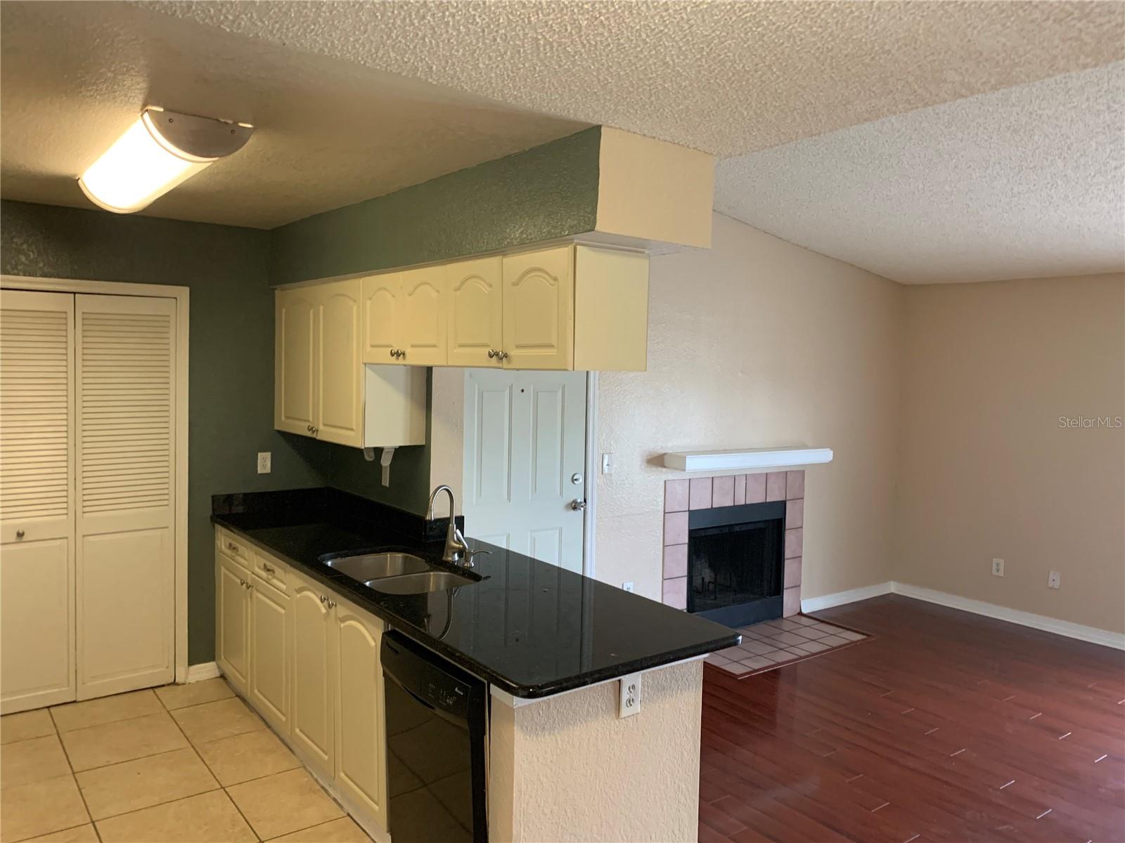 2550 Alafaya Trail, FL