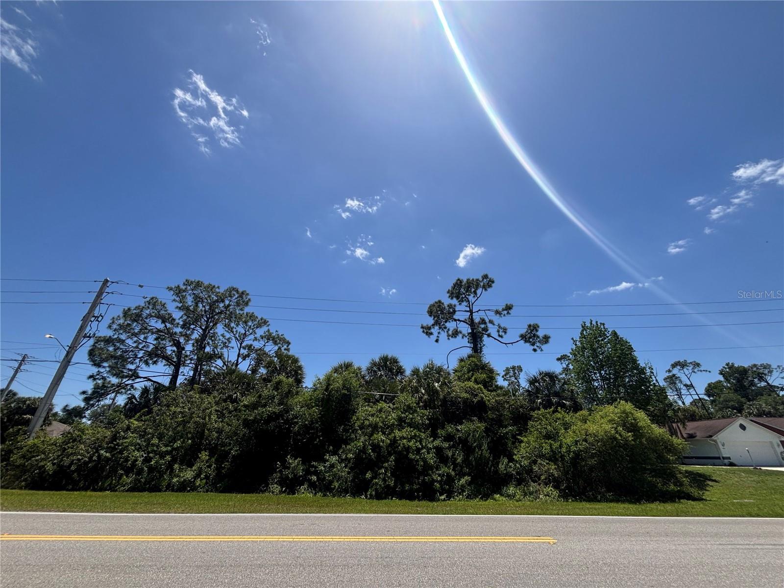 Lot #11 N Chamberlain Boulevard, FL