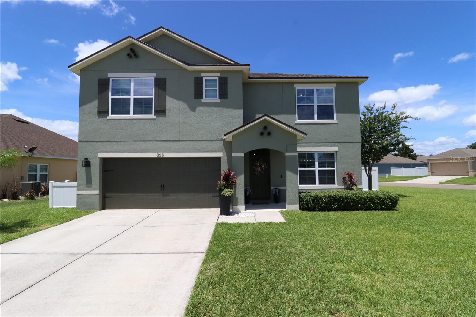 863 Lake Cummings Boulevard, FL