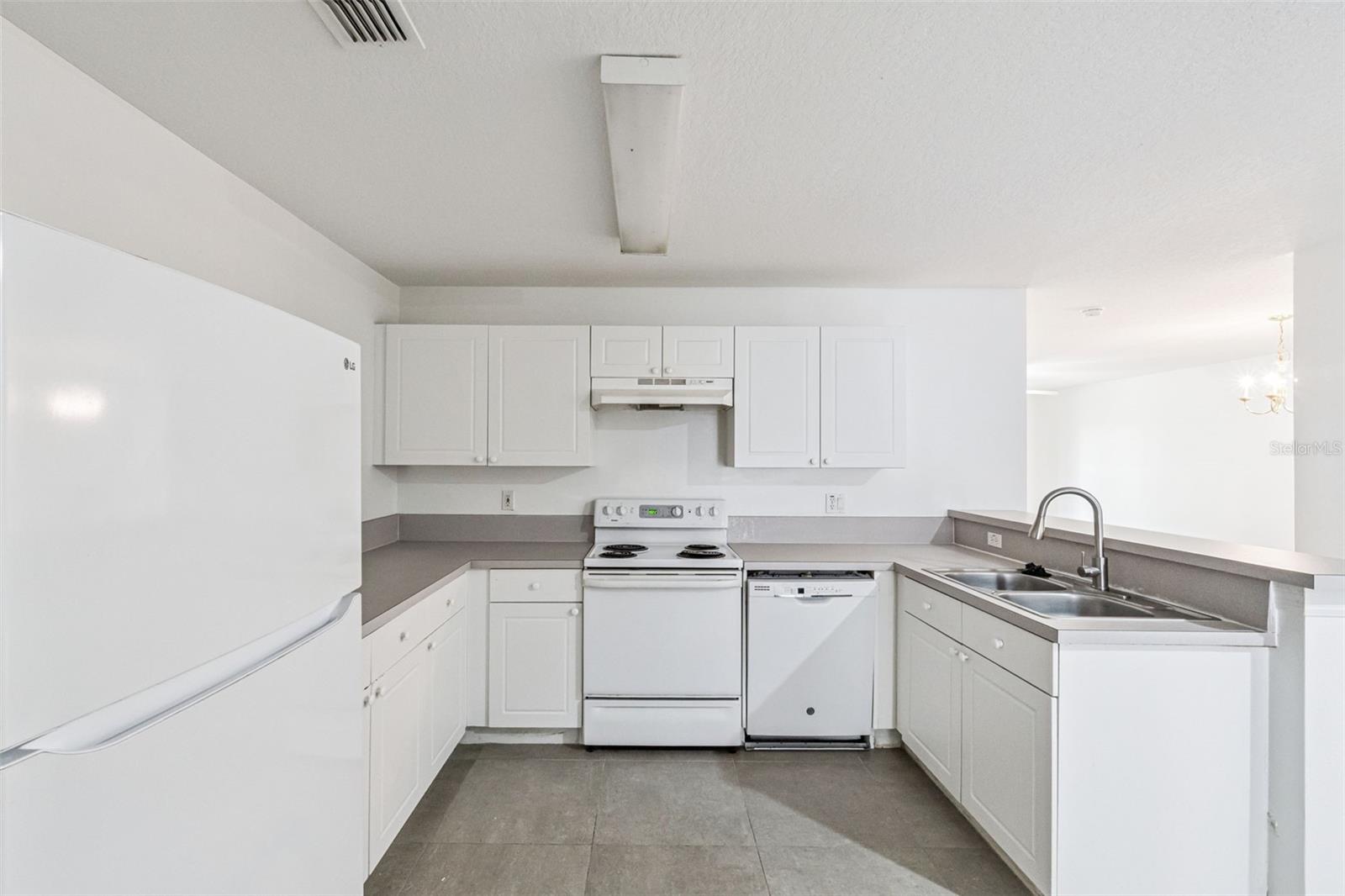 8818 Grand Palms Circle, FL