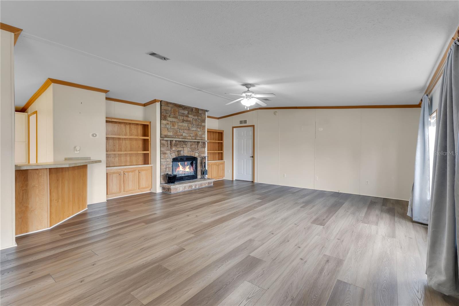 410 Lagoon Court, FL