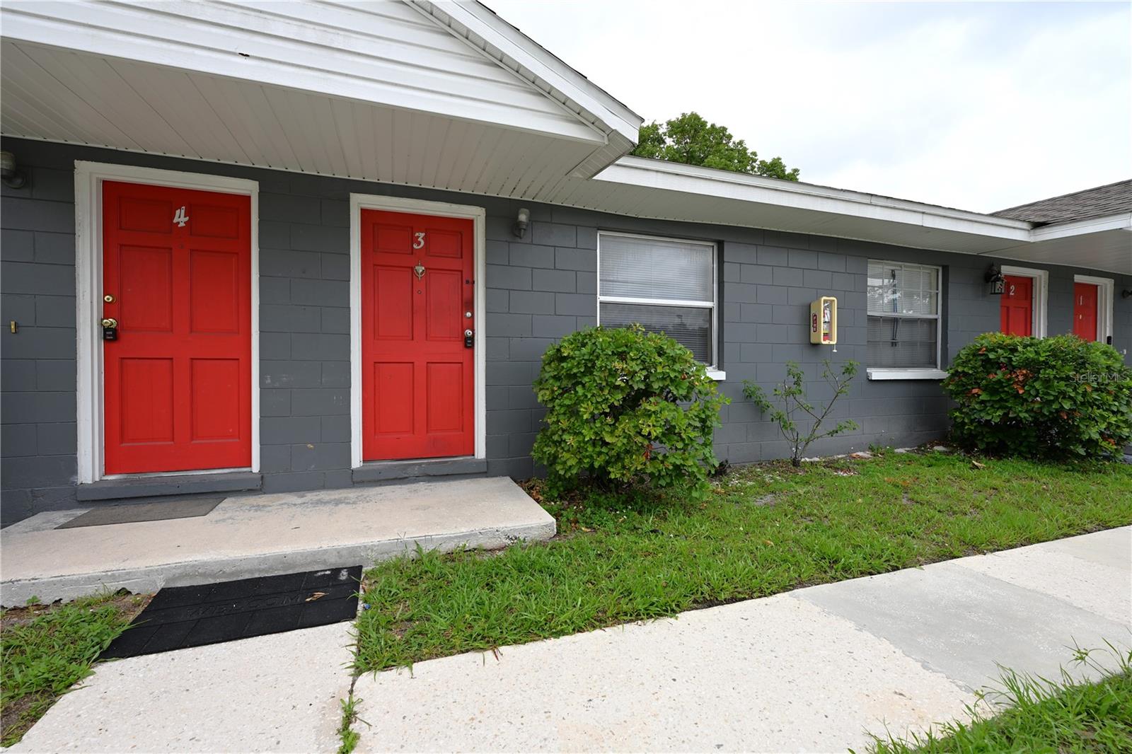 613 Robin Road, FL