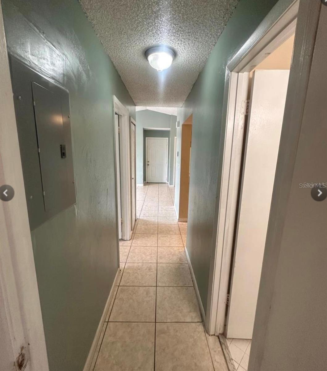 5213 Via Hacienda Circle, FL
