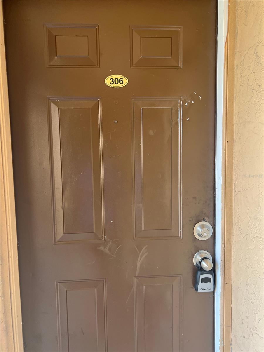 5213 Via Hacienda Circle, FL